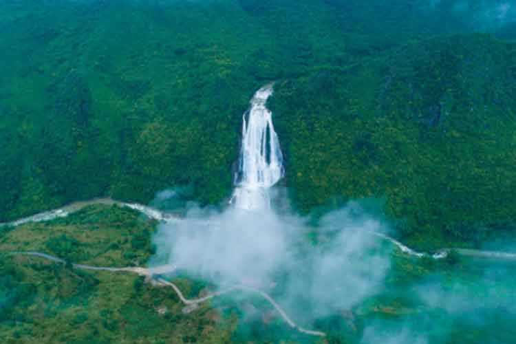 關嶺那大關瀑布